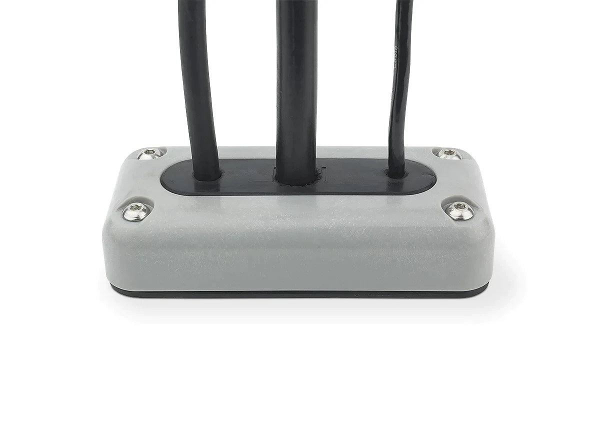 STANDARD VERTICAL CABLE ENTRY